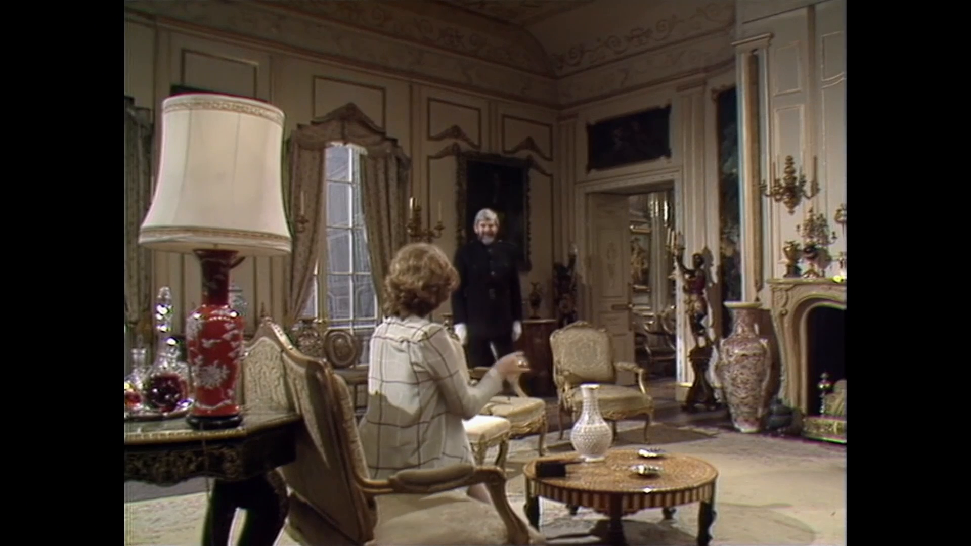 Doctor Who- City of Death: Chair Scene at 00:04 — 02_HERMANN