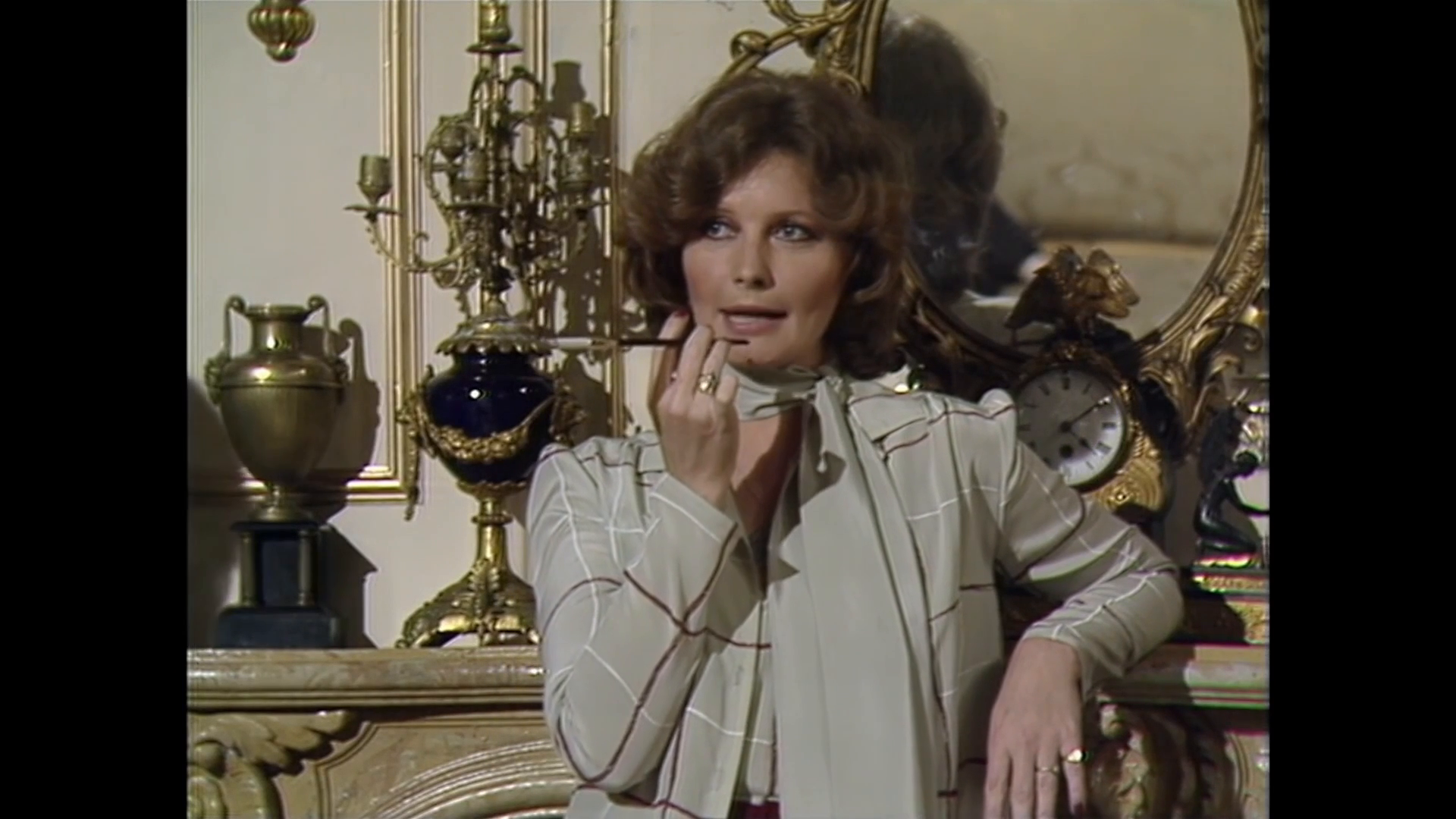 Doctor Who- City of Death: Chair Scene at 00:20 — 204_COUNTESS